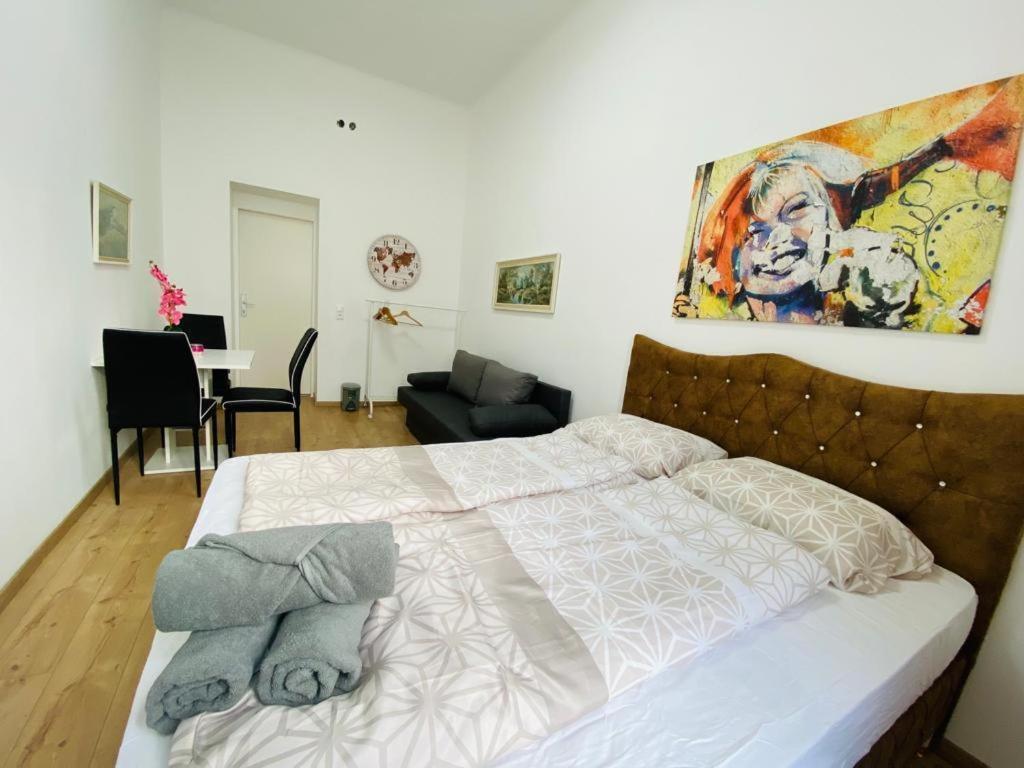 Premium Triple Room Dw Виена Екстериор снимка