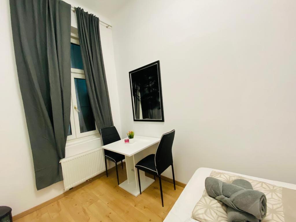 Premium Triple Room Dw Виена Екстериор снимка