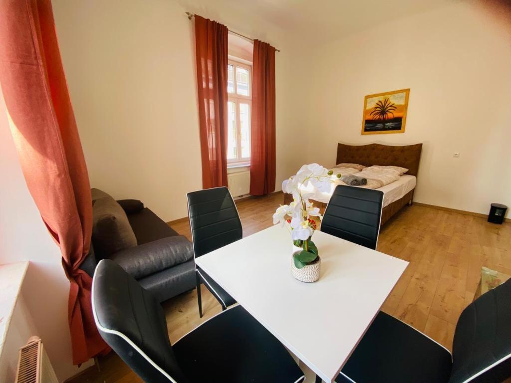 Premium Triple Room Dw Виена Екстериор снимка